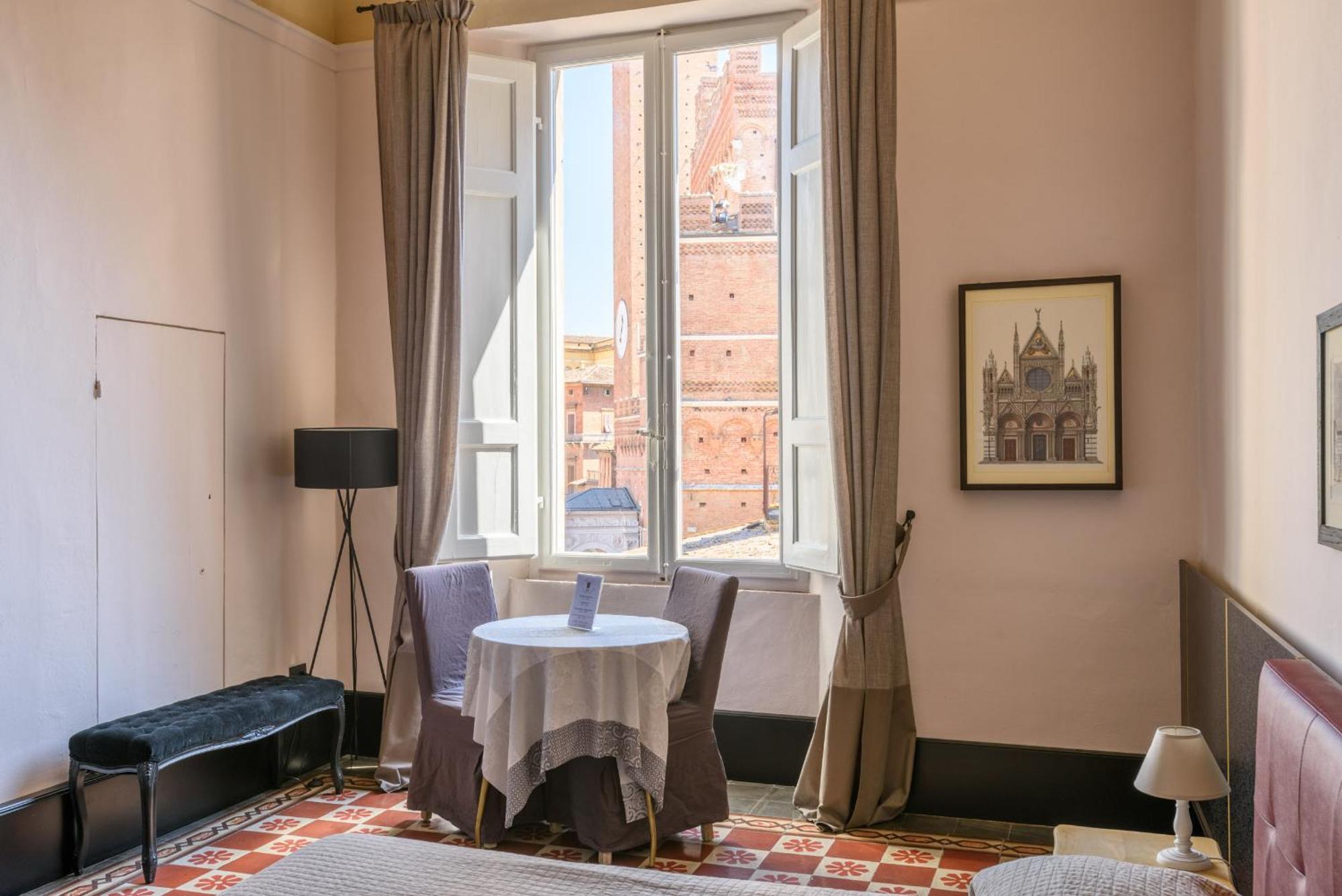 La Terrazza Sul Campo-Rooms Only Siena Bagian luar foto