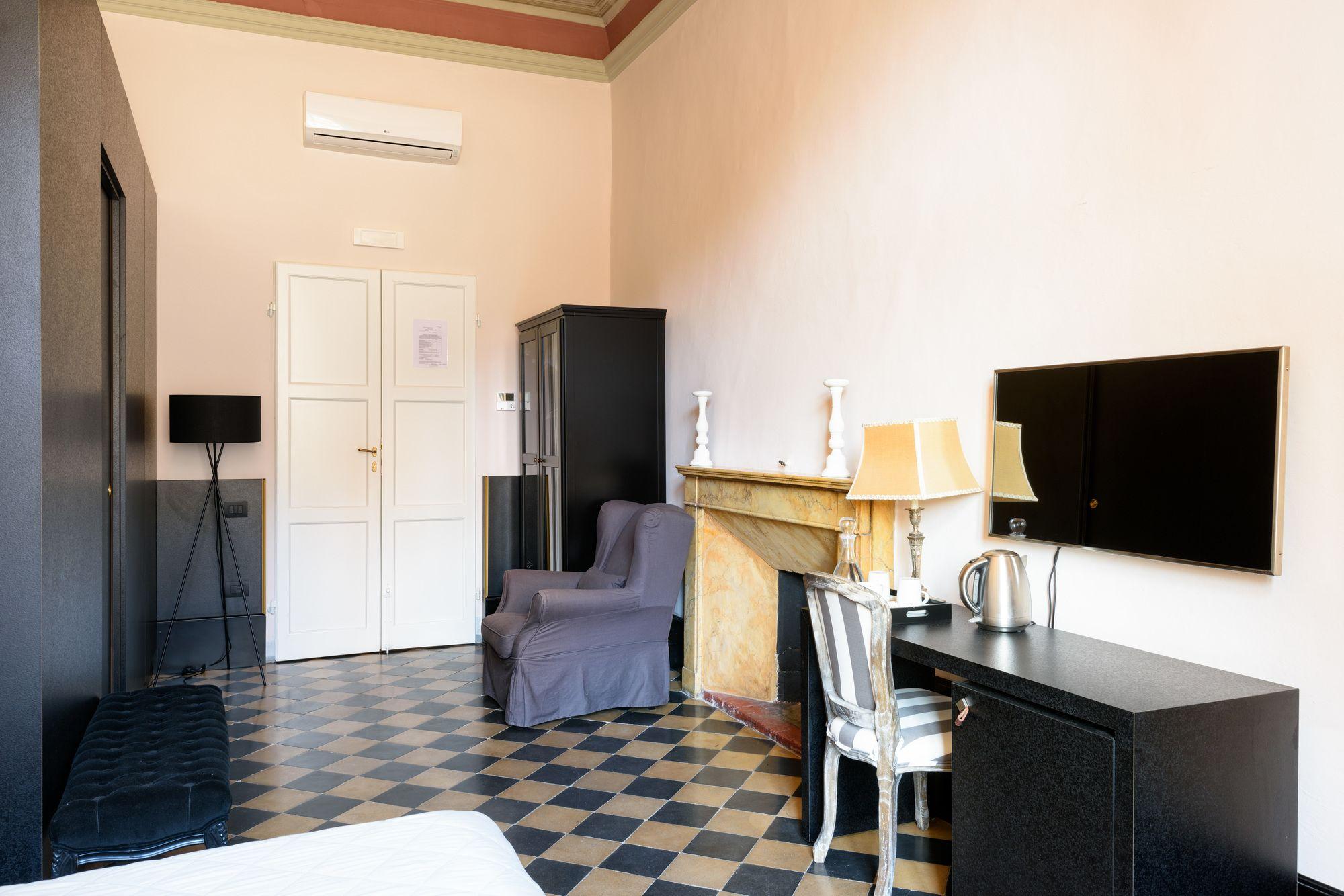 La Terrazza Sul Campo-Rooms Only Siena Bagian luar foto