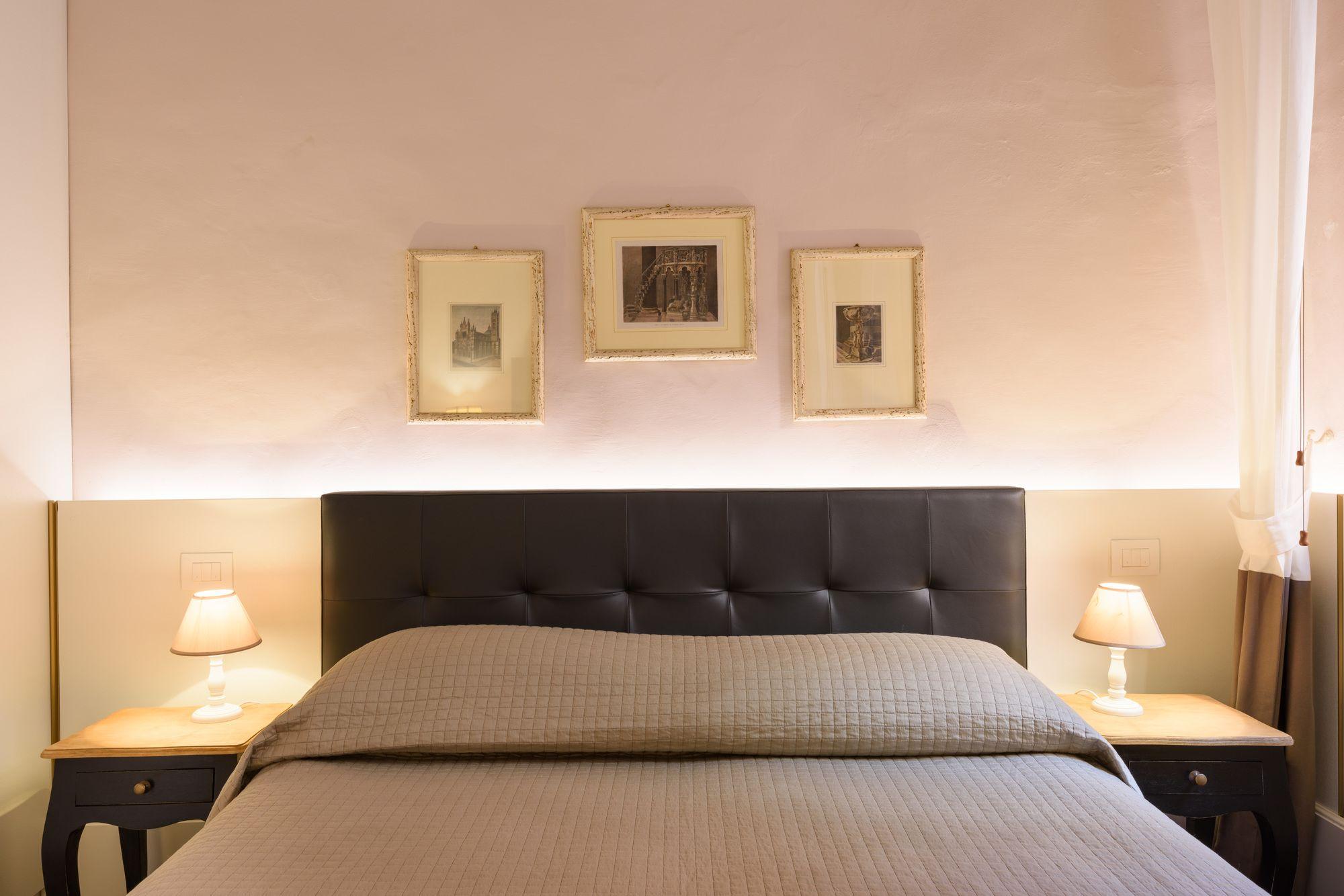 La Terrazza Sul Campo-Rooms Only Siena Bagian luar foto