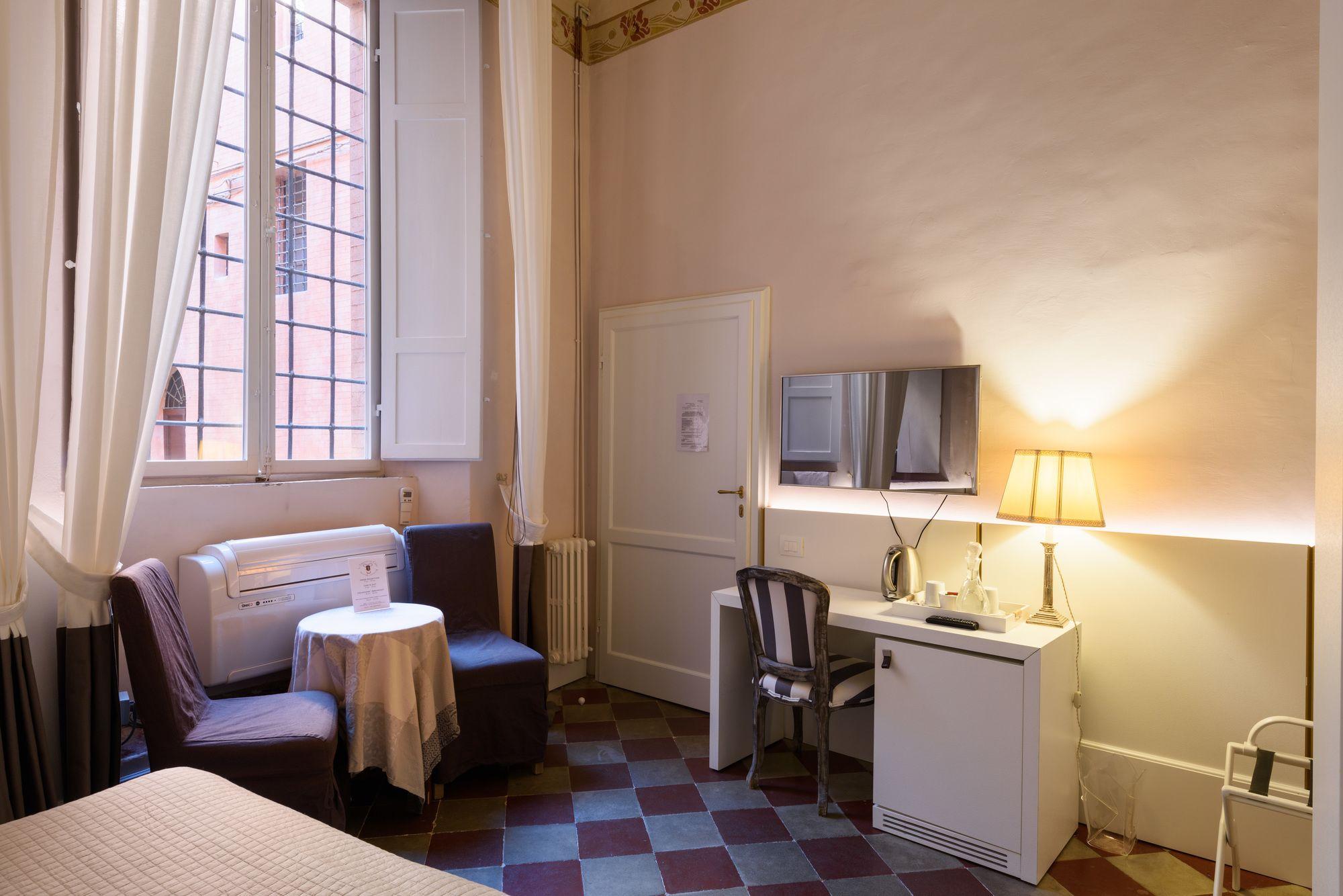 La Terrazza Sul Campo-Rooms Only Siena Bagian luar foto